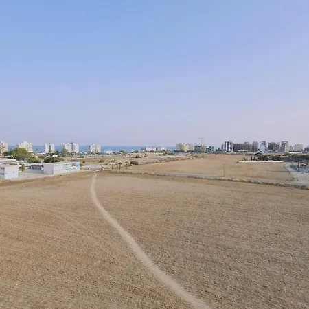 Sea And Salt Panoramic View 라르나카
